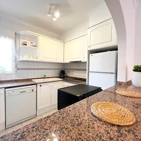 Residencial La Giralda Iii *