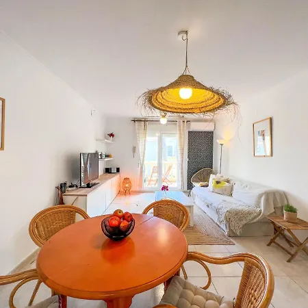 Apartment Residencial La Giralda Iii